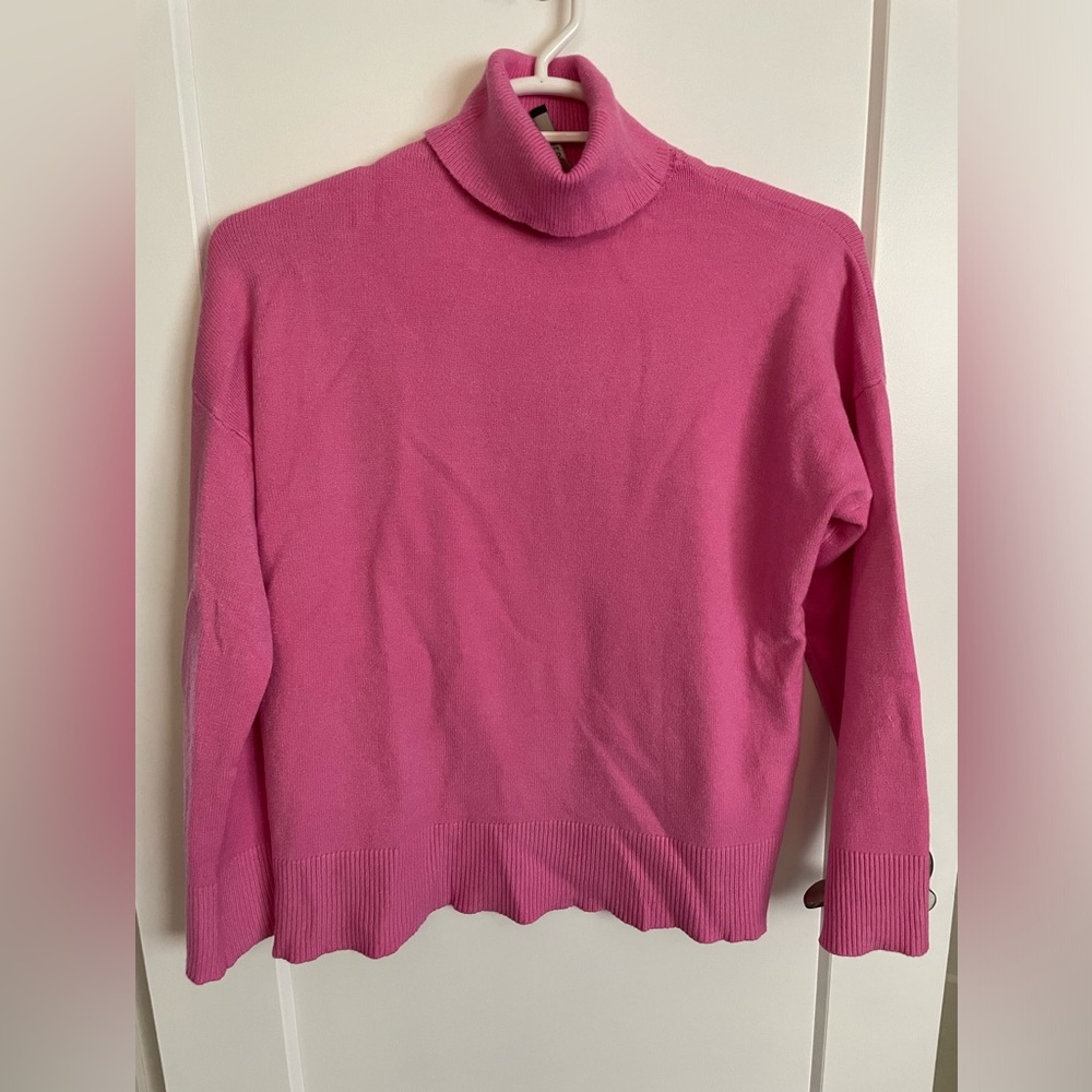 Pink turtleneck sweater size L